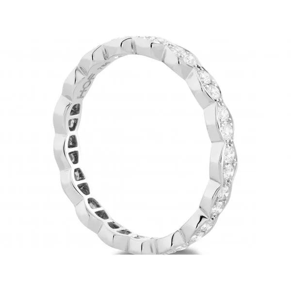 Hearts On Fire Hearts On Fire Lorelei Floral Eternity Band