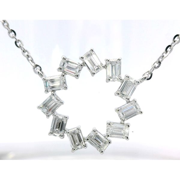 Pendants Ace Of Diamonds Mount Pleasant, MI