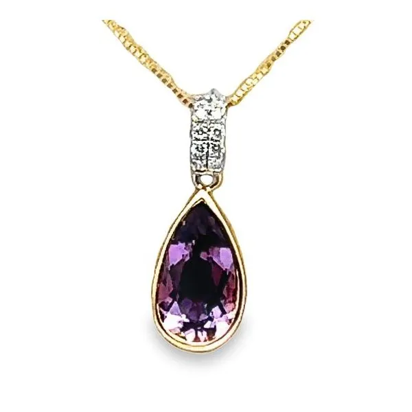 Pendants Ace Of Diamonds Mount Pleasant, MI