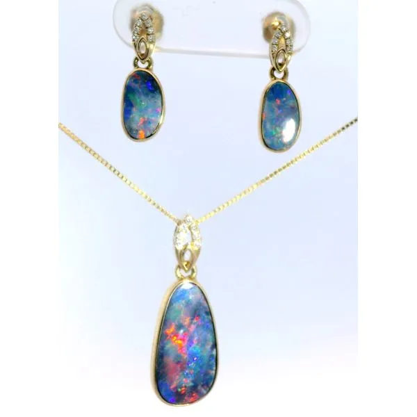 Pendants Ace Of Diamonds Mount Pleasant, MI