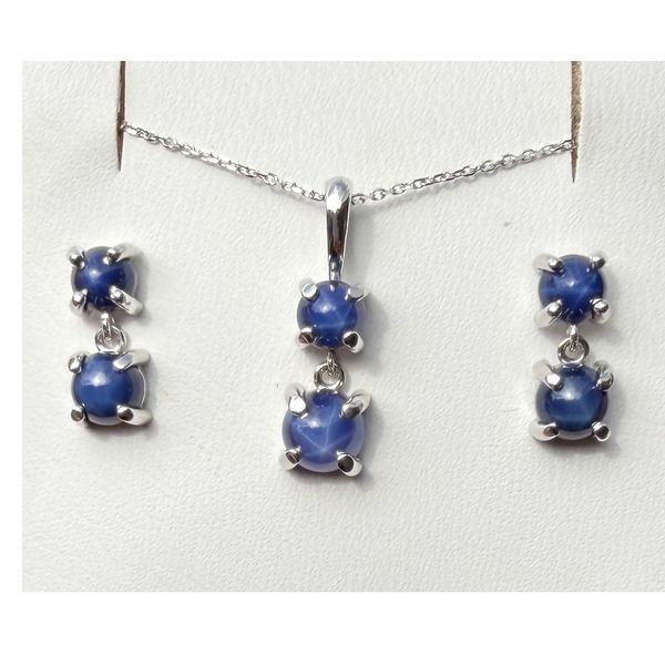 Pendants Image 2 Ace Of Diamonds Mount Pleasant, MI
