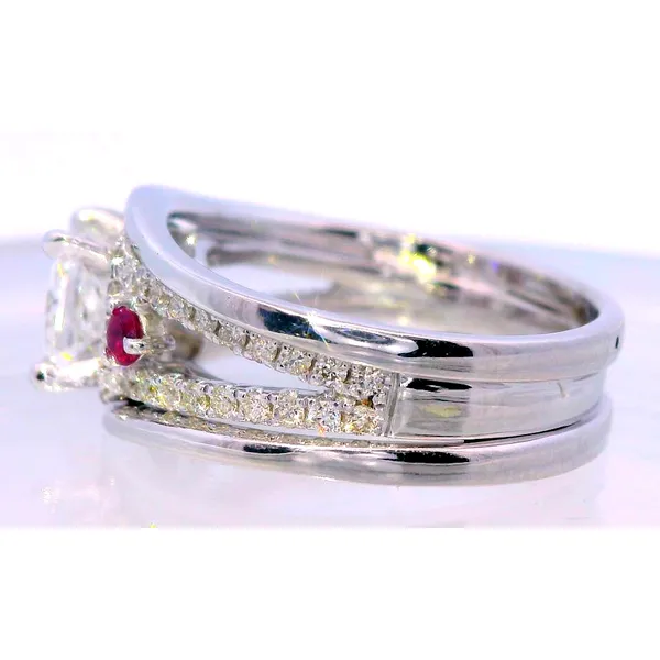 Estate Jewelry (Previously Owned)