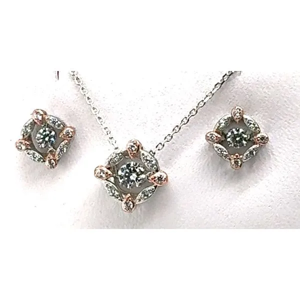 Pendants Ace Of Diamonds Mount Pleasant, MI