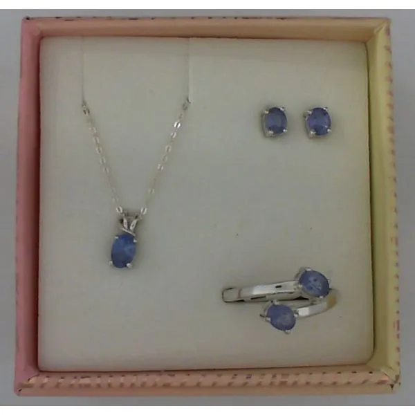 Pendants Ace Of Diamonds Mount Pleasant, MI