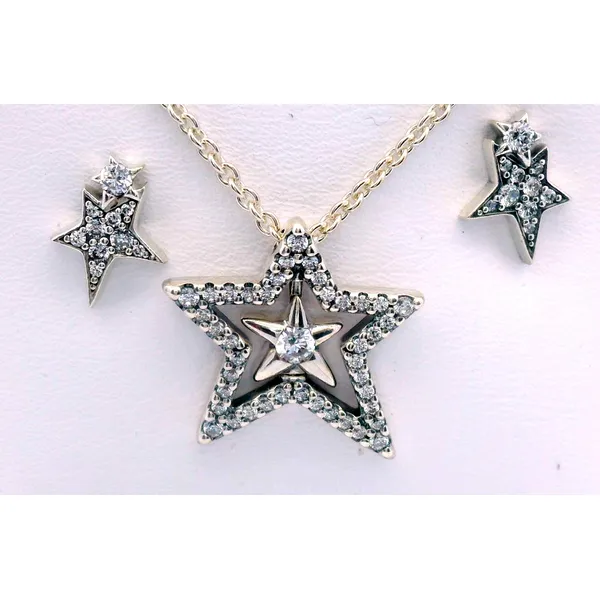 Pendants Ace Of Diamonds Mount Pleasant, MI