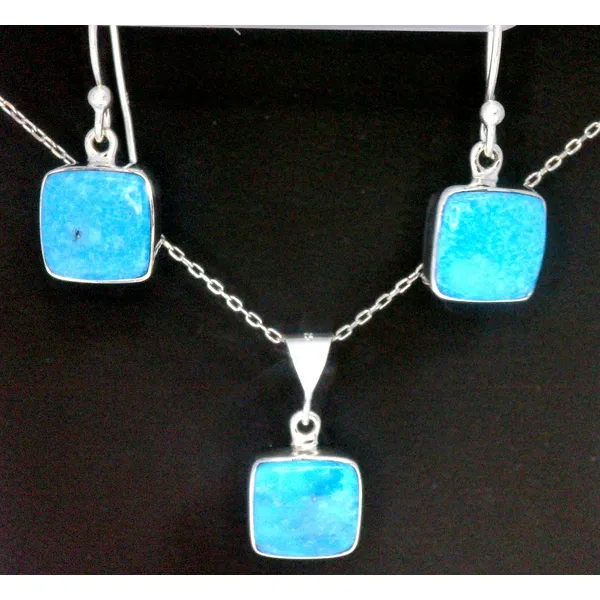 Pendants Ace Of Diamonds Mount Pleasant, MI