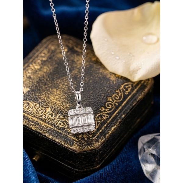 Diamond Pendant Adler's Diamonds Saint Louis, MO