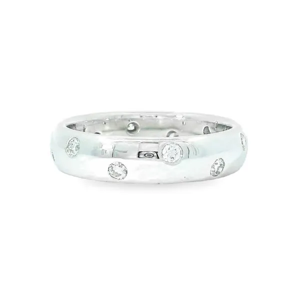 Aires Flush set Diamond Wedding Band Aires Jewelers Morris Plains, NJ