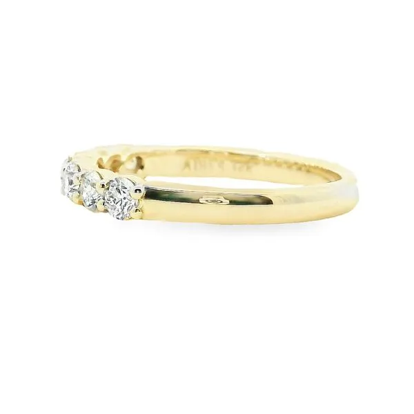 Aires Diamond Weddin Band Image 2 Aires Jewelers Morris Plains, NJ