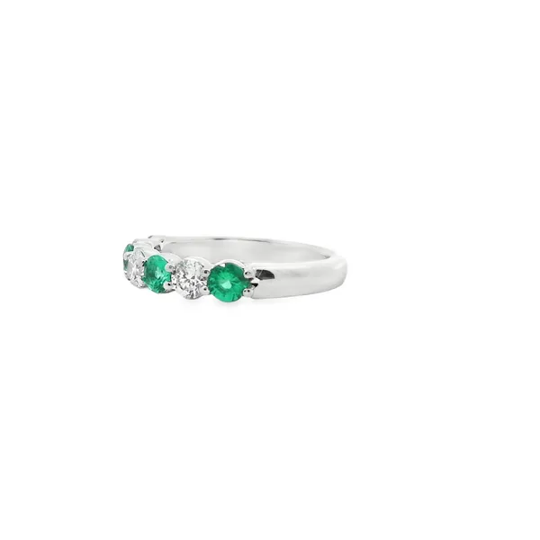 Aires Diamond and Emerald Ring Image 3 Aires Jewelers Morris Plains, NJ