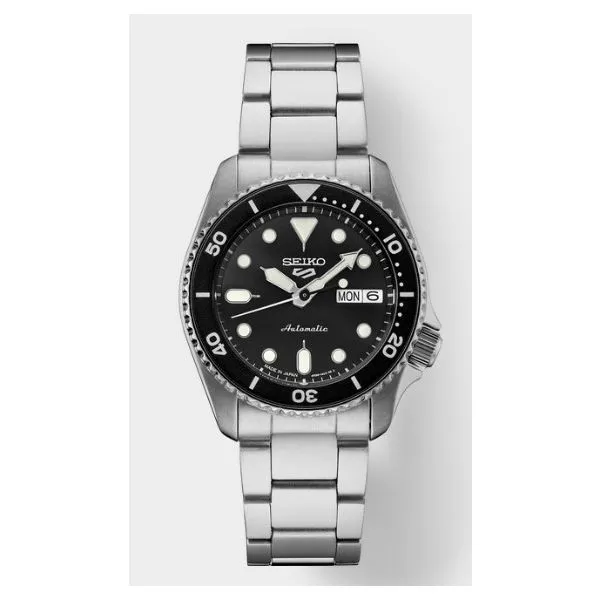 Seiko 5 Sports SKX Mid-Size Aires Jewelers Morris Plains, NJ