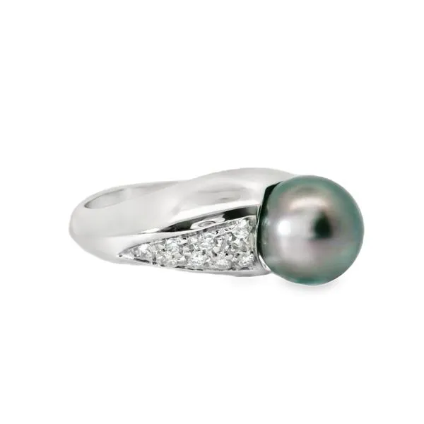 Pearl Ring Image 2 Aires Jewelers Morris Plains, NJ