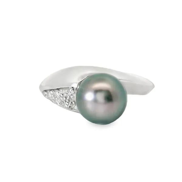 Pearl Ring Aires Jewelers Morris Plains, NJ
