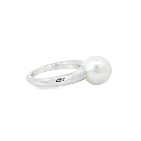 Aires Akoya Pearl Ring Image 3 Aires Jewelers Morris Plains, NJ