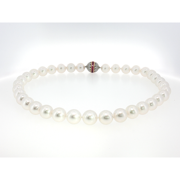 SOUTH SEA PEARL NECKLACE Image 4 Aires Jewelers Morris Plains, NJ