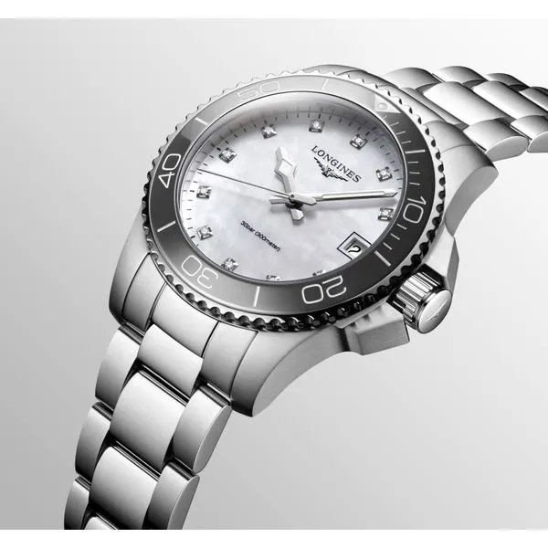 Longines Hydro Conquest 32mm Image 2 Aires Jewelers Morris Plains, NJ