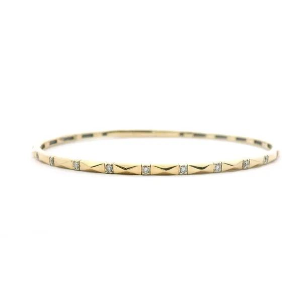 14Kt Yg .17Ctw Diamond Flex Bangle Albert's Jewelers Kingsland, GA