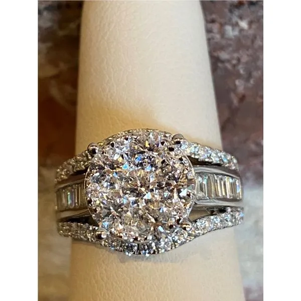 Engagement Ring Allen's Fine Jewelry, Inc. Grenada, MS
