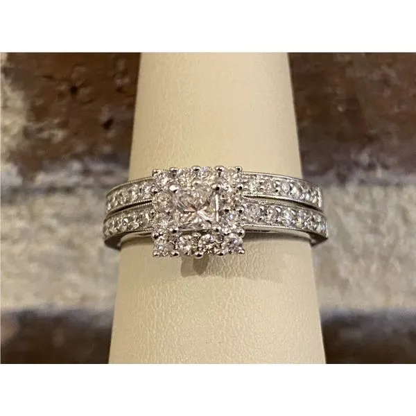 Engagement Ring Allen's Fine Jewelry, Inc. Grenada, MS