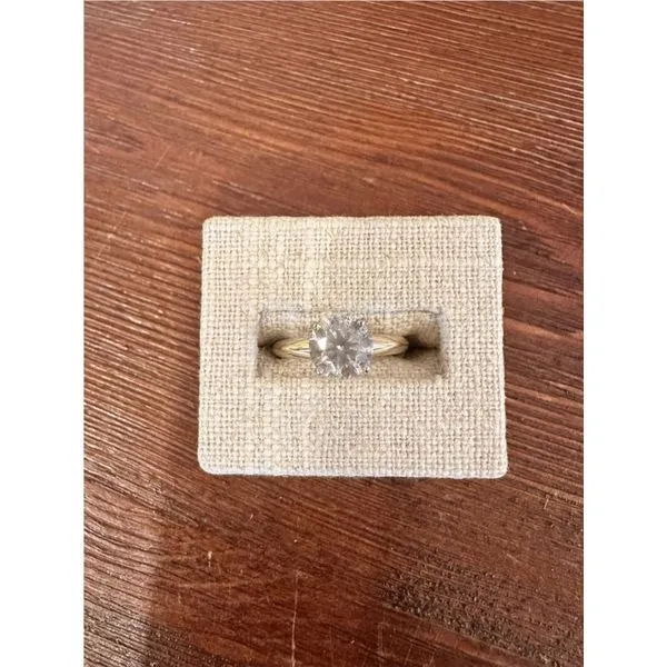 Engagement Ring Allen's Fine Jewelry, Inc. Grenada, MS