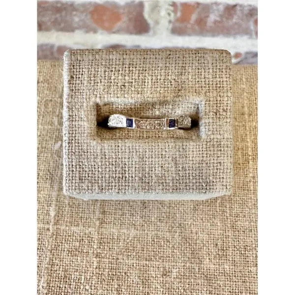 Wedding Band Allen's Fine Jewelry, Inc. Grenada, MS