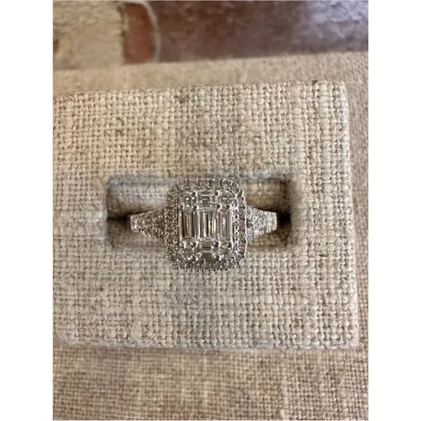 Fashion Ring Allen's Fine Jewelry, Inc. Grenada, MS