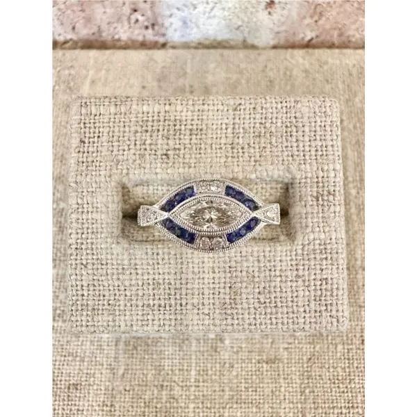 Fashion Ring Allen's Fine Jewelry, Inc. Grenada, MS