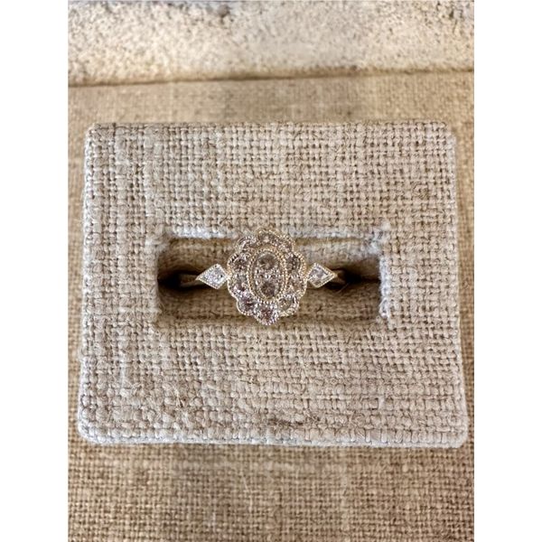 Fashion Ring Allen's Fine Jewelry, Inc. Grenada, MS