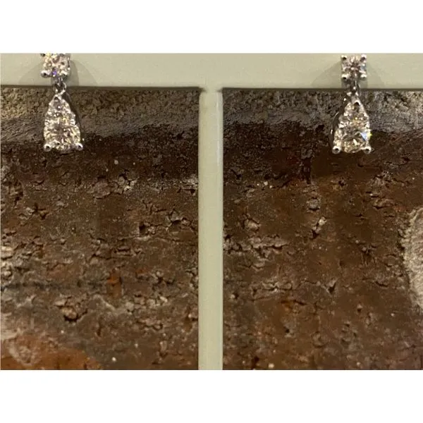 Earrings Allen's Fine Jewelry, Inc. Grenada, MS