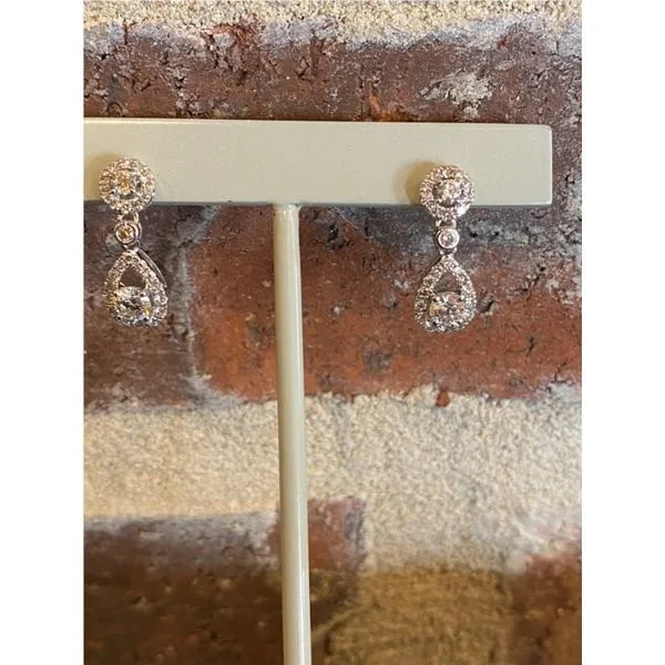 Earrings Allen's Fine Jewelry, Inc. Grenada, MS