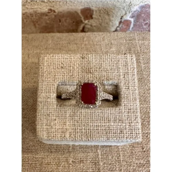 Fashion Ring Allen's Fine Jewelry, Inc. Grenada, MS