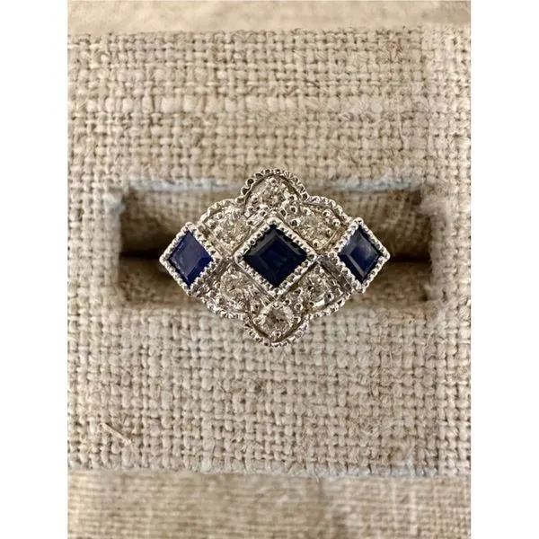 Fashion Ring Allen's Fine Jewelry, Inc. Grenada, MS