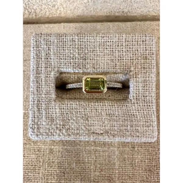 Fashion Ring Allen's Fine Jewelry, Inc. Grenada, MS