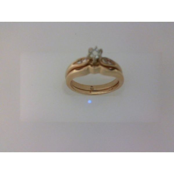Brilliant Round Diamond Solitaire Engagement Ring 10K Yellow Gold