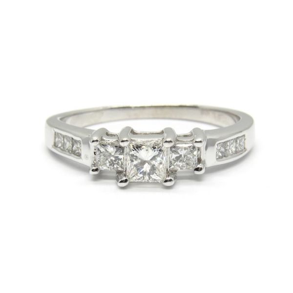 Three Stone Princess Diamond Engagement Ring - 1.00cts Arezzo Jewelers Elmwood Park, IL