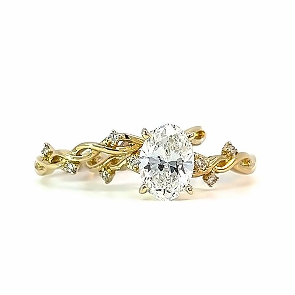 14k Yellow Gold Lab Grown Oval Diamond Bridal Set Arezzo Jewelers Elmwood Park, IL