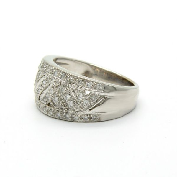 14k White Gold Diamond Anniversary Ring Image 2 Arezzo Jewelers Elmwood Park, IL