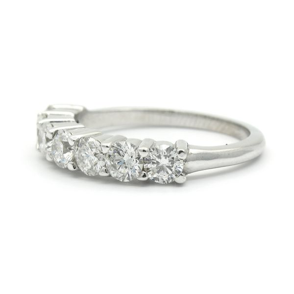14k White Gold 7-Stone Diamond Anniversary Ring Image 2 Arezzo Jewelers Elmwood Park, IL