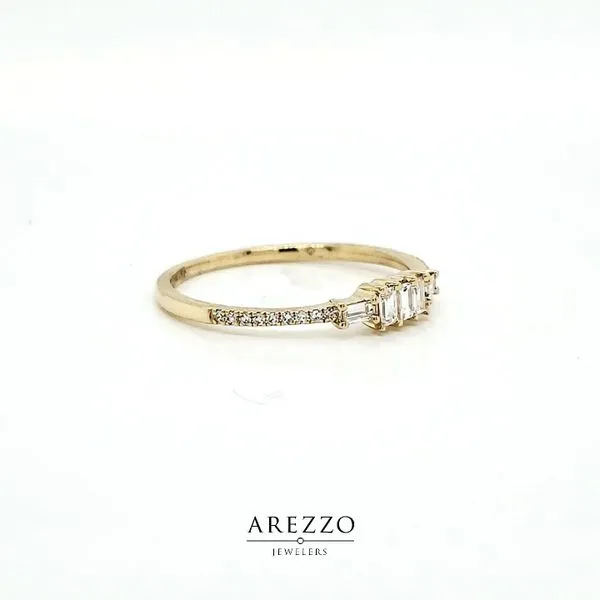 14k Yellow Gold Baguette and Round Diamond Ring Image 2 Arezzo Jewelers Elmwood Park, IL