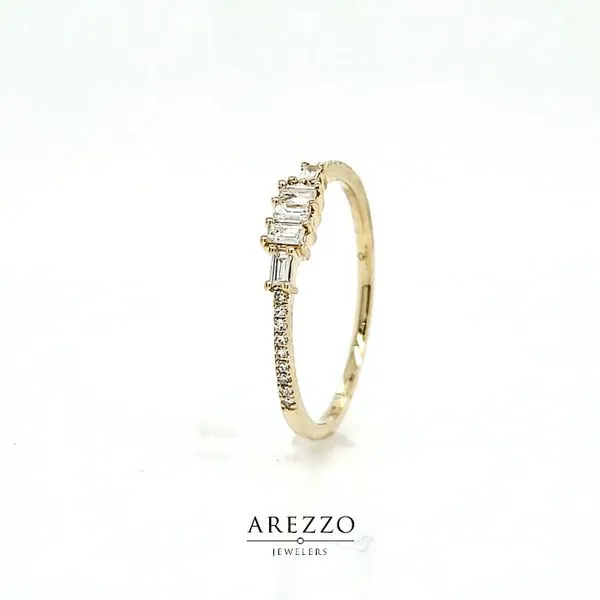 14k Yellow Gold Baguette and Round Diamond Ring Image 3 Arezzo Jewelers Elmwood Park, IL