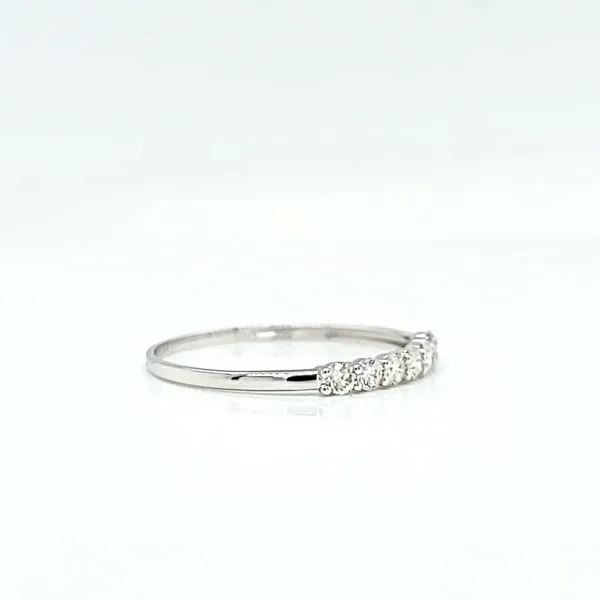 18k White Gold 7 Stone Diamond Band, .25cts Image 3 Arezzo Jewelers Elmwood Park, IL