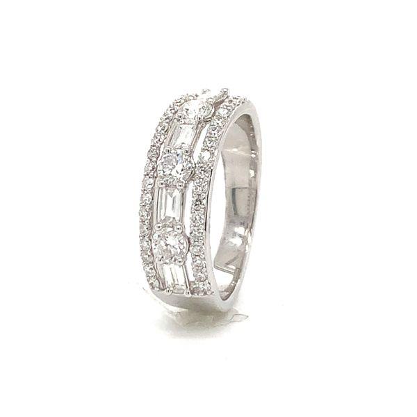 18k White Gold Round and Baguette Diamond Ring Image 3 Arezzo Jewelers Elmwood Park, IL