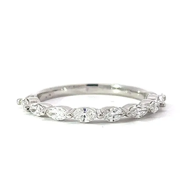 Lab Grown Diamond Band Arezzo Jewelers Elmwood Park, IL