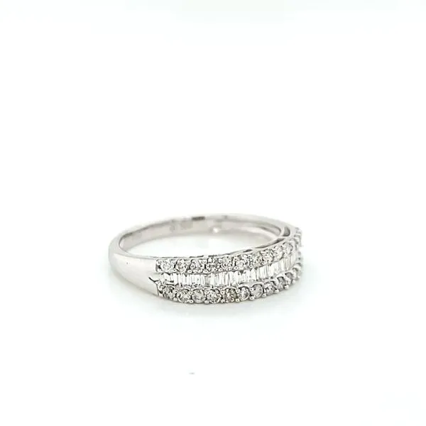 18k White Gold Three Row Diamond Ring Image 2 Arezzo Jewelers Elmwood Park, IL
