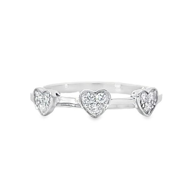 Chic 14K White Gold Stackable Heart Fashion Ring with Diamonds Arezzo Jewelers Elmwood Park, IL