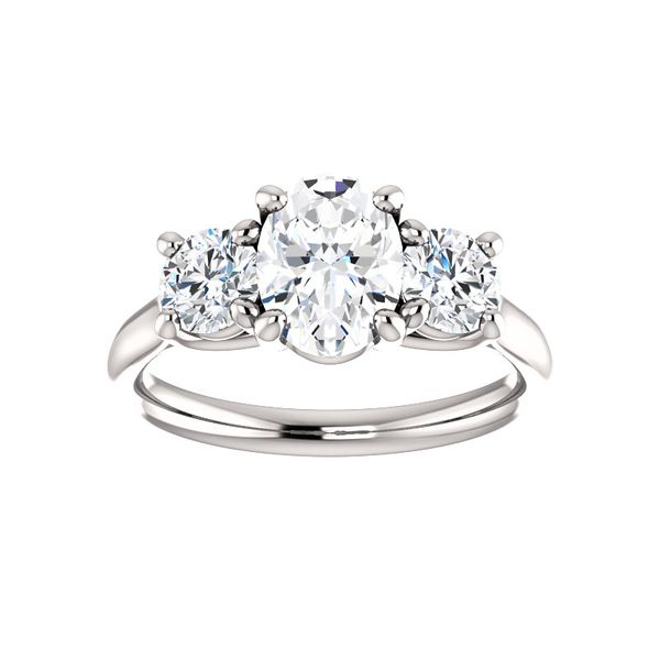 Round Shape 3-Stone Engagement Ring Arezzo Jewelers Elmwood Park, IL
