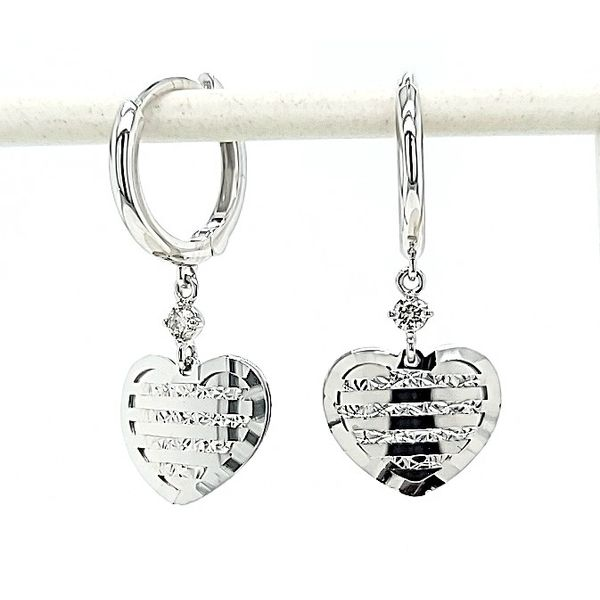 14k White Gold  Diamond Heart Dangle Earrings Arezzo Jewelers Elmwood Park, IL