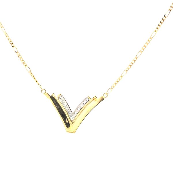18 Karat Yellow Gold Italian Chevron Diamond Necklace Image 3 Arezzo Jewelers Elmwood Park, IL