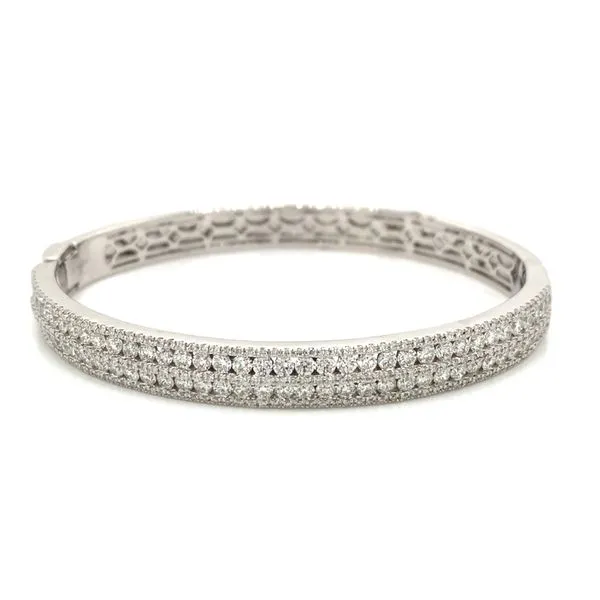 18k White Gold Diamond Bangle Bracelet