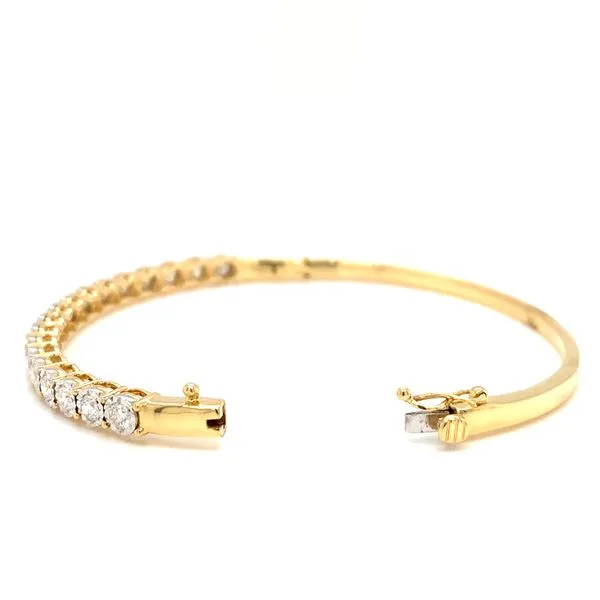 18k Yellow Gold Diamond Bangle Bracelet, 1.77cts Image 3 Arezzo Jewelers Elmwood Park, IL